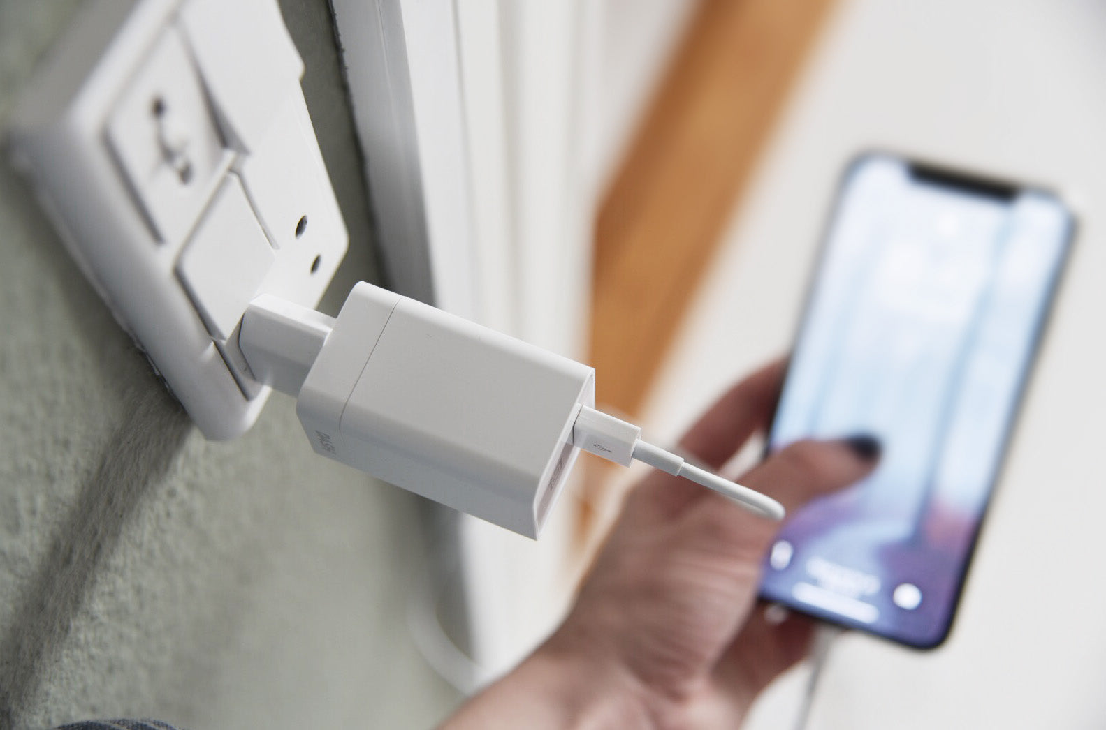Hvorfor lader din telefon langsomt op? Watt, Quick Charge og kabelkvalitet