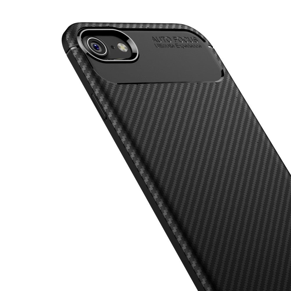 iPhone SE (2022 / 2020) / 8 / 7 Carbon Fiber Fleksibelt Plastik Cover - Sort