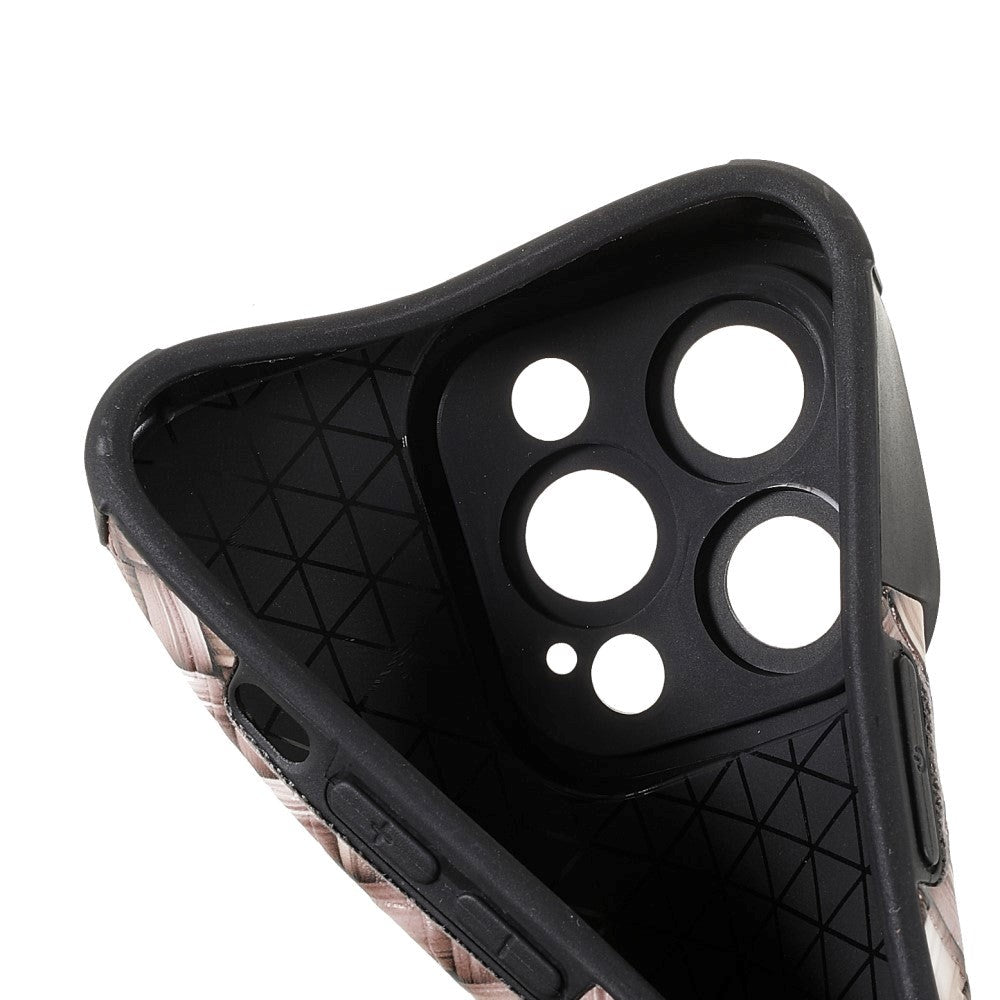 iPhone 13 Pro Fleksibelt Bagside Cover - Vævet Design - Brun