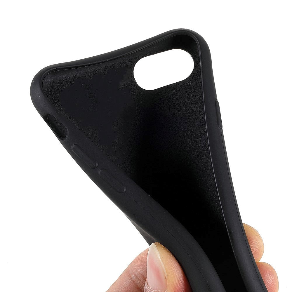 iPhone SE (2022 / 2020) / 8 / 7 Fleksibelt Plastik Cover m. Skulderstrop - Sort