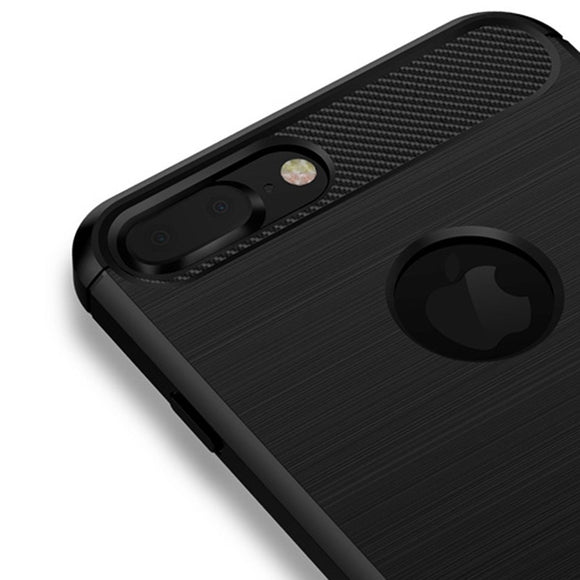 iPhone 7 Plus / 8 Plus Mofi Brushed Carbon Fiber Fleksibelt Plastik Cover - Rød