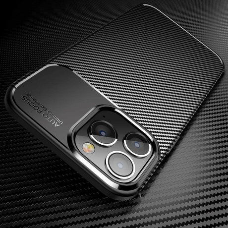 iPhone 14 Pro Carbon Fiber Fleksibelt Plastik Cover - Sort