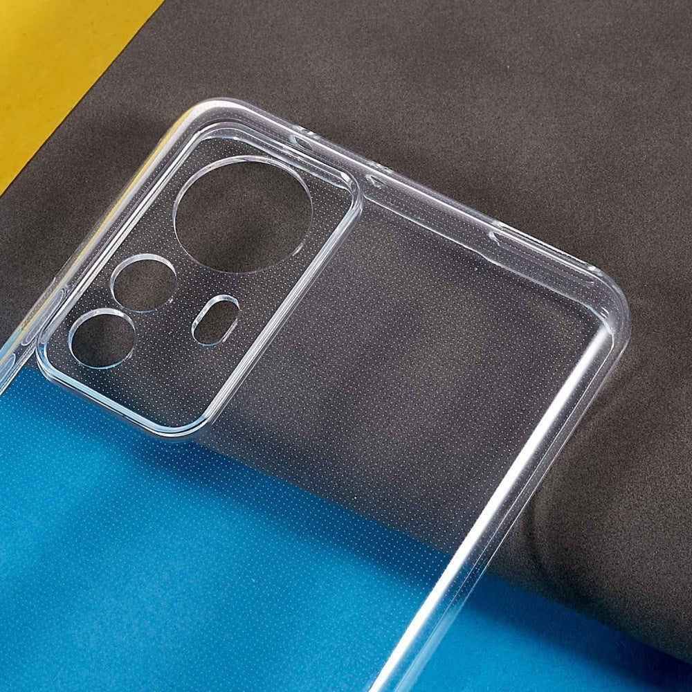 EIDERWOOD Xiaomi 12 Pro Fleksibelt Plastik Bagside Cover - Gennemsigtig
