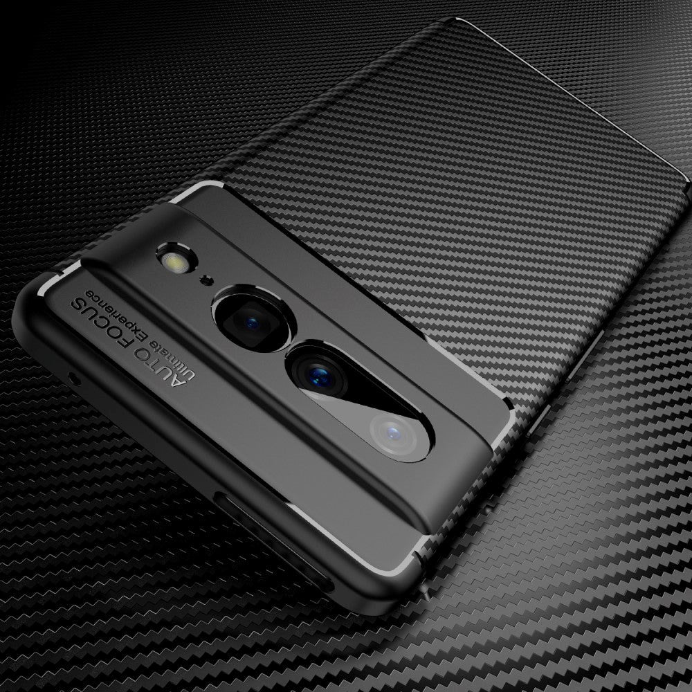 Google Pixel 7 Pro Carbon Fiber Fleksibelt Plastik Cover - Sort
