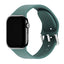 Apple Watch (42/44/SE/45/46/49mm) Holdit Silikone Rem m. Metalspænde - Moss Green