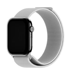 Apple Watch (42/44/SE/45/46/49mm) Holdit Nylon Rem m. Velcrolukning - Grå