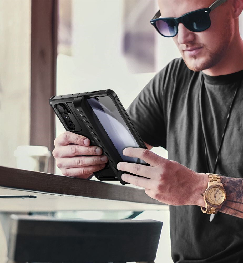 Samsung Galaxy Z Fold5 Tech-Protect Kevlar Pro Pen Håndværker Cover m. Skærmbeskyttelse & Kickstand - Sort