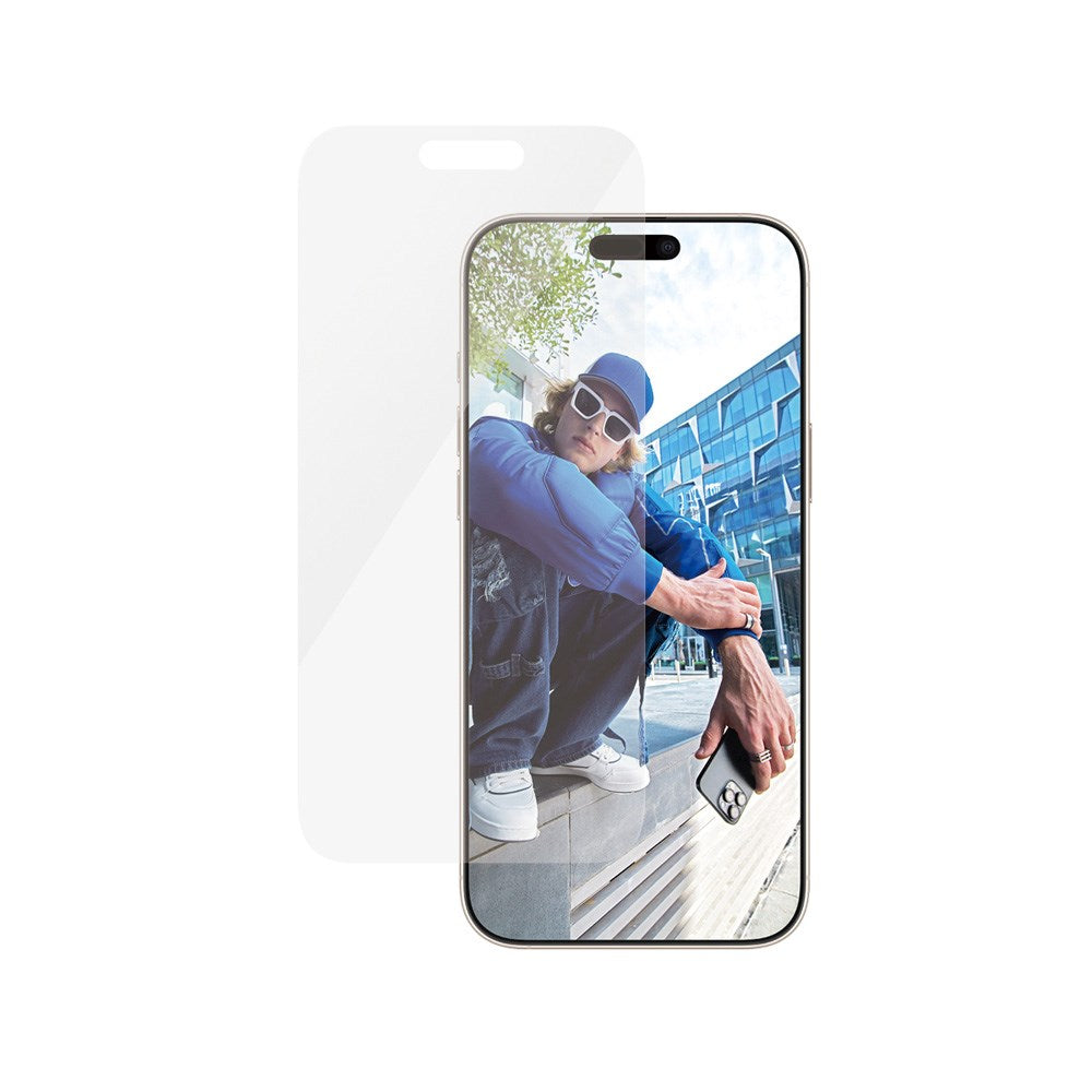 iPhone 16 Pro Max PanzerGlass Classic Fit Skærmbeskyttelse m. EasyAligner - Platinum Strength - Gennemsigtig