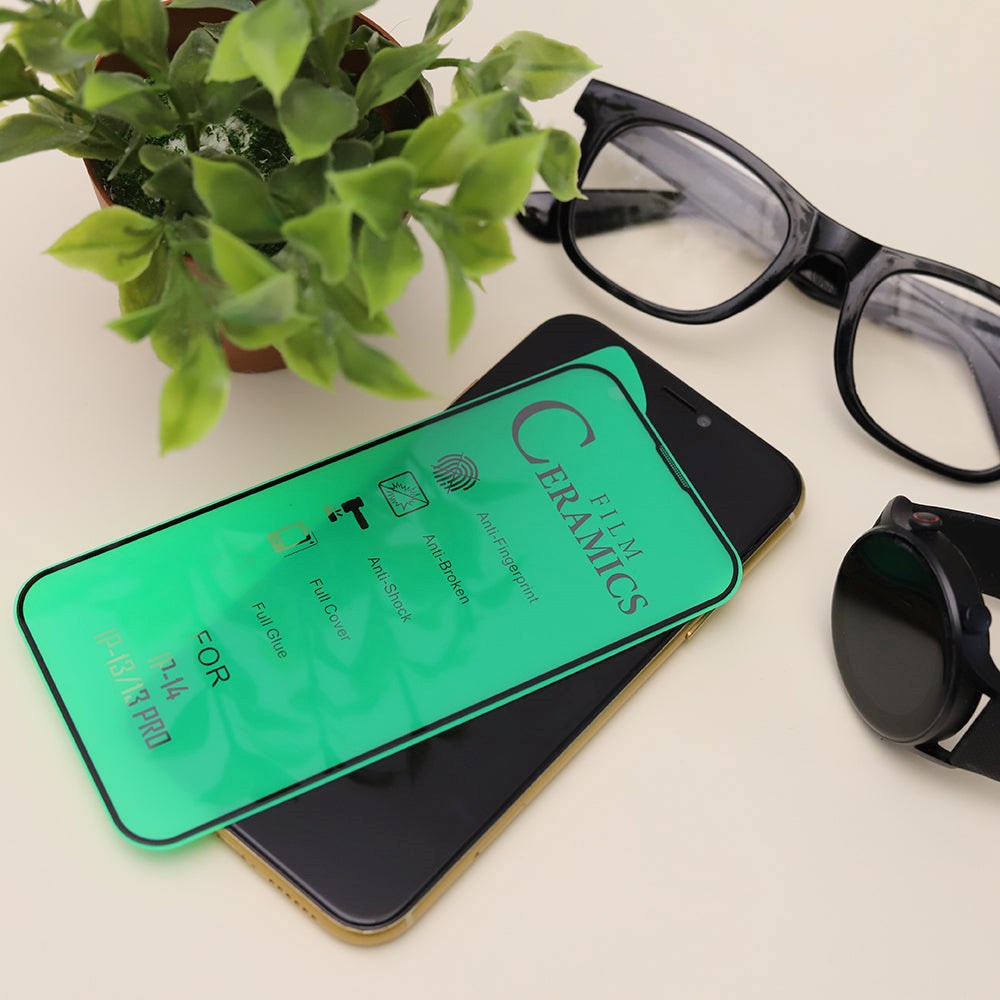 iPhone 11 / XR Plastik Beskyttelsesfilm - Gennemsigtig m. Sort Kant