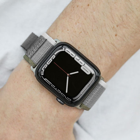 Apple Watch (38/40/SE/41/42mm) Vonmählen Trekking Loop Nylon Rem - Grå / Grøn