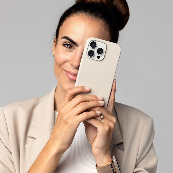 Vonmählen iPhone 16 Pro Eco Silikone Cover - MagSafe Kompatibel - Cream