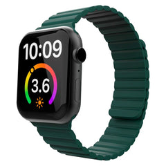 Apple Watch (42/44/SE/45/46/49mm) Lippa Magnetisk Silikone Rem - Mørkegrøn