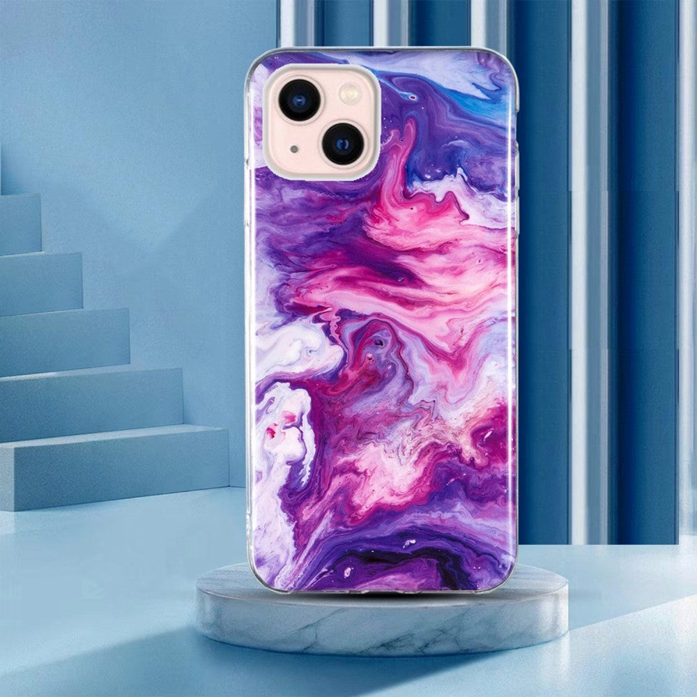 iPhone 13 Fleksibel Plastik Bagside Cover m. Marmor Print - Rød