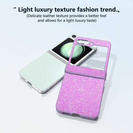 EIDERWOOD Samsung Galaxy Z Flip7 FE / Flip6 Læderbetrukket Glitrende Plastik Cover - Lilla