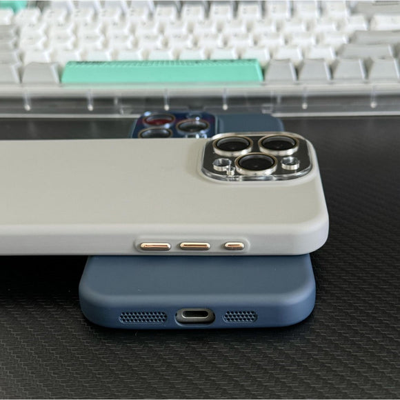 EIDERWOOD iPhone 14 Pro Silikone Cover m. Indbygget Kamerabeskyttelse - Sort