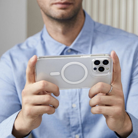 iPhone 16 Pro ESR Slim Cover - MagSafe Kompatibel - Gennemsigtig