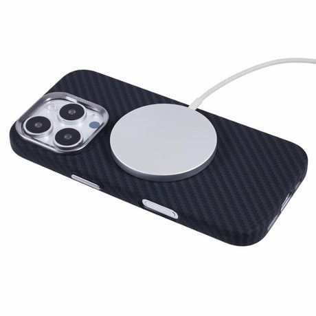 EIDERWOOD Mønstret Carbon Cover - iPhone 16 Pro - MagSafe Kompatibel - Black