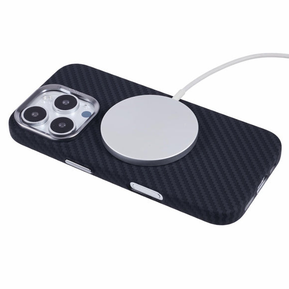 EIDERWOOD Mønstret Carbon Cover - iPhone 16 Pro - MagSafe Kompatibel - Black