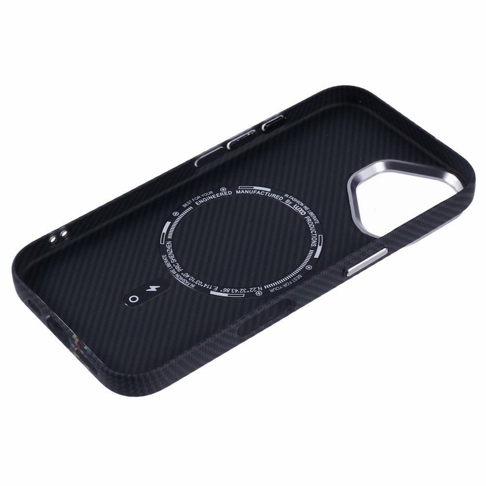EIDERWOOD Mønstret Carbon Cover - iPhone 16 - MagSafe Kompatibel - Dark ZigZag Pattern