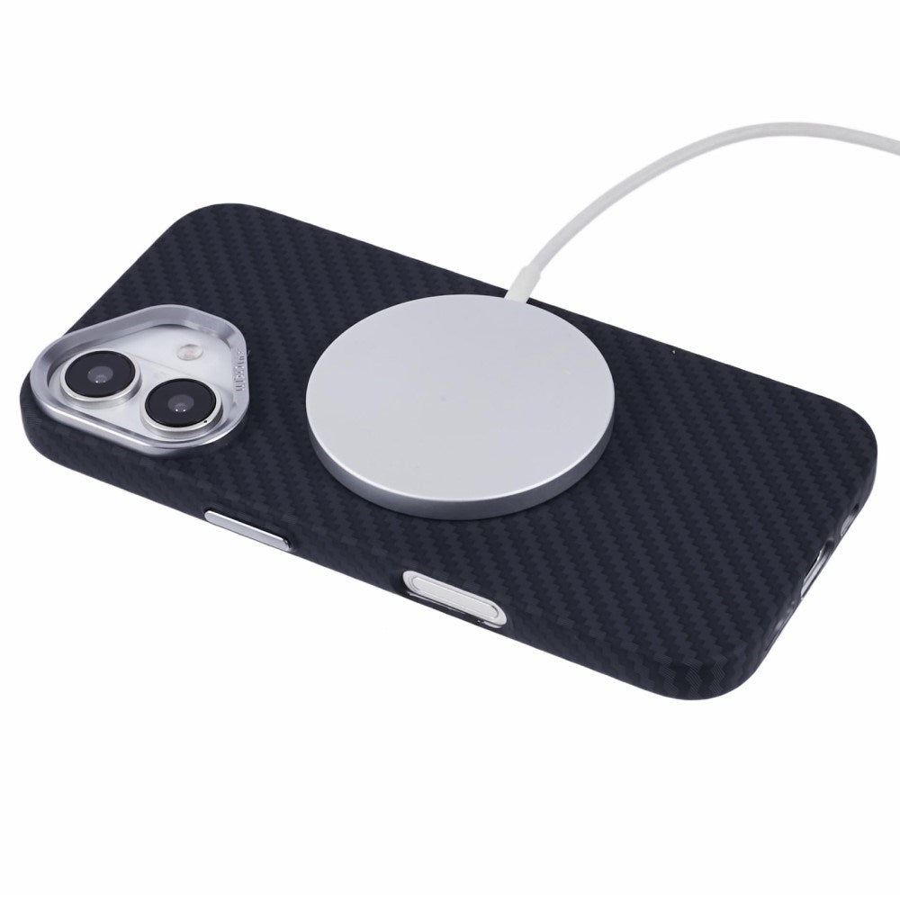 EIDERWOOD Mønstret Carbon Cover - iPhone 16 - MagSafe Kompatibel - Black