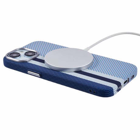 EIDERWOOD Mønstret Carbon Cover - iPhone 14 - MagSafe Kompatibel - Blue Stripes