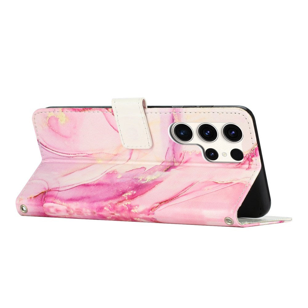 EIDERWOOD Samsung Galaxy S25 Ultra Marmormønstret Kunstlæder Flip Cover m. Strop - Lyserød