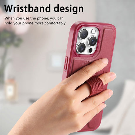 iPhone 14 Pro Hårdt Plastik Cover m. Kunstlæder Bagside & Fingerrem - MagSafe Kompatibel - Rød