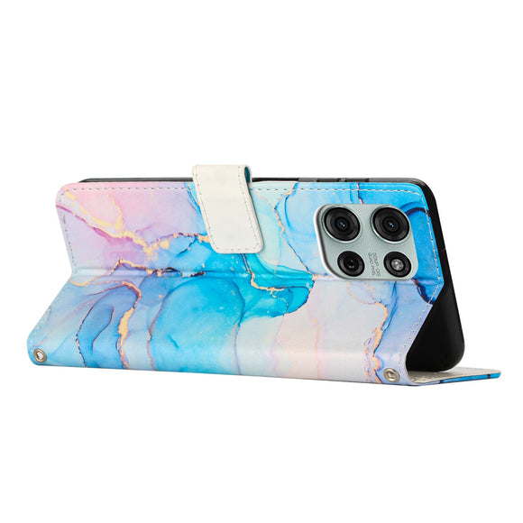 EIDERWOOD Motorola Moto G56 Marmormønstret Kunstlæder Flip Cover m. Strop - Lyserød / Blå