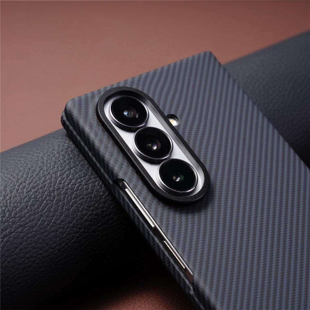 Samsung Galaxy Z Fold8 Hårdt Plast Carbon Cover - MagSafe Kompatibel - Grå