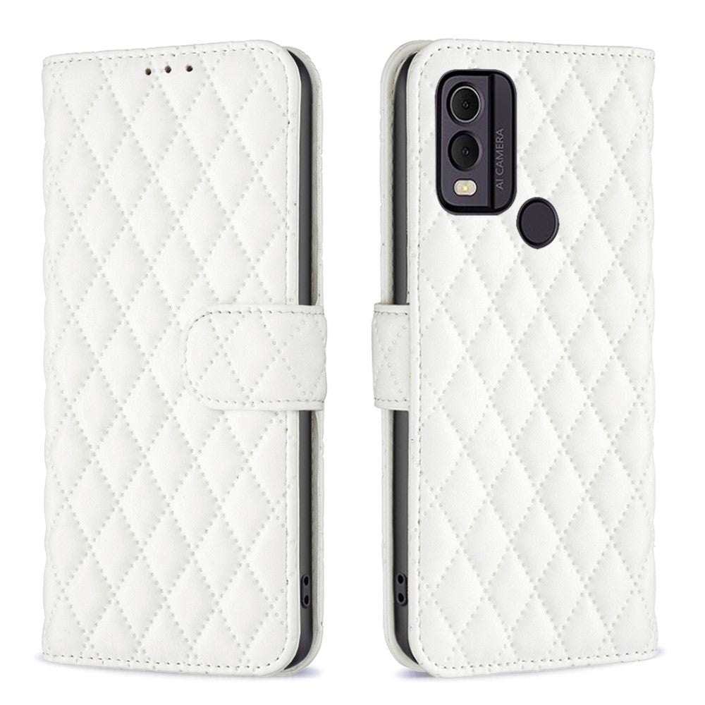 Nokia C22 Blødt Læder Cover m. Kortholdere og Ståfunktion - Hvid