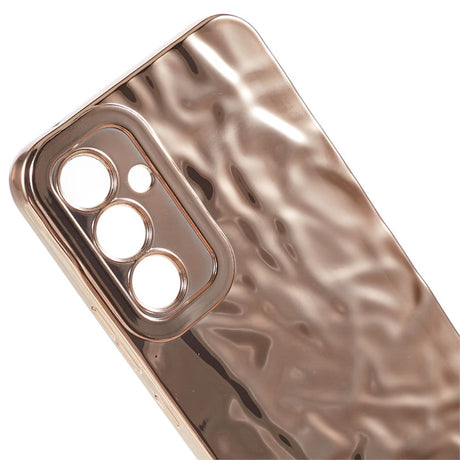 Samsung Galaxy A24 Skinnende Fleksibel Plastik Cover - Bølget Design - Guld