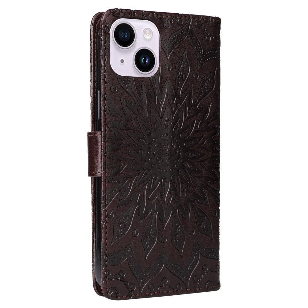 iPhone 15 Plus Læder Cover m. Pung og Strop - Mandala Blomst - Brun