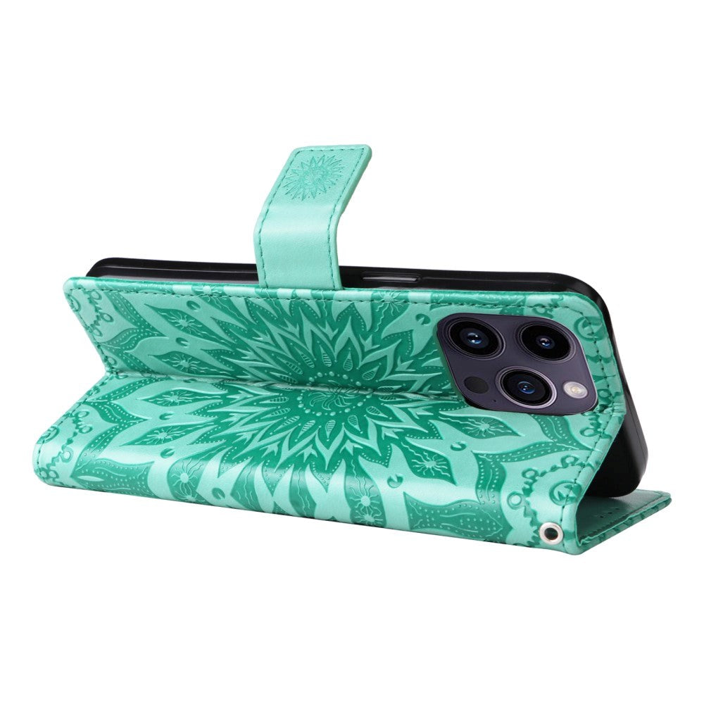 iPhone 15 Pro Max Læder Cover m. Pung og Strop - Mandala Blomst - Grøn