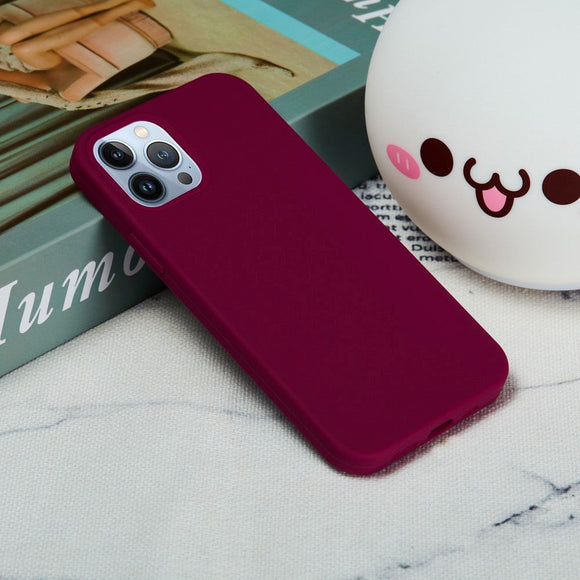 iPhone 15 Pro Max Liquid Silikone Cover - Vinrød