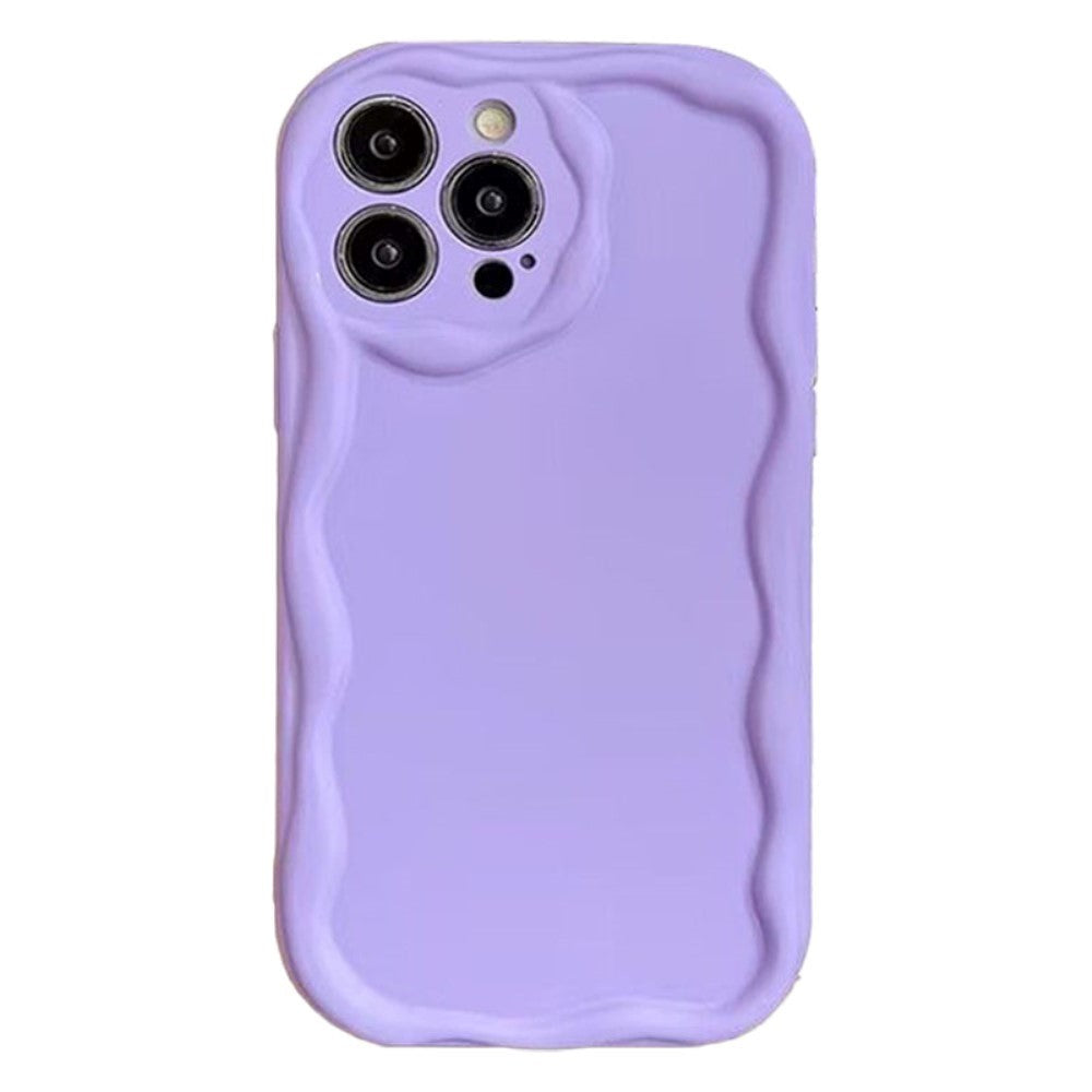 iPhone 15 Pro Fleksibelt Plastik Cover m. Bølget Kanter - Lilla