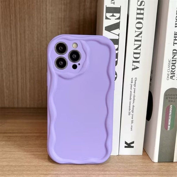 iPhone 15 Pro Fleksibelt Plastik Cover m. Bølget Kanter - Lilla