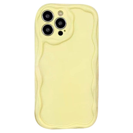 iPhone 15 Pro Max Fleksibelt Plastik Cover m. Bølget Kanter - Gul