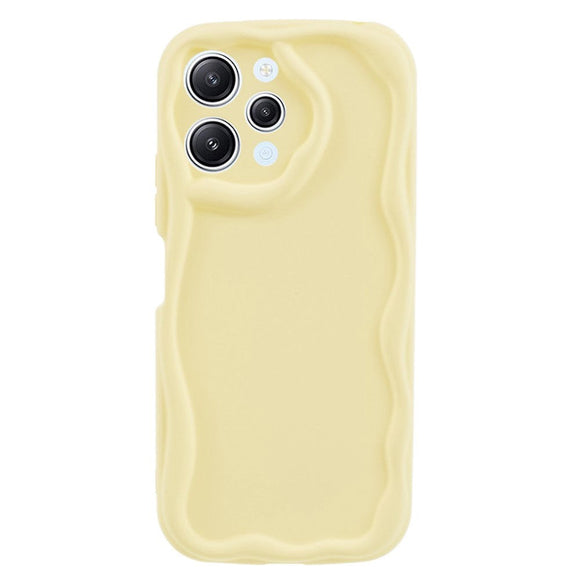 Xiaomi Redmi 12 (4G) Fleksibelt Plastik Cover m. Bølget Kanter - Gul