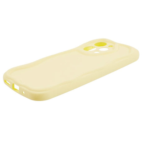 Xiaomi Redmi 12 (4G) Fleksibelt Plastik Cover m. Bølget Kanter - Gul