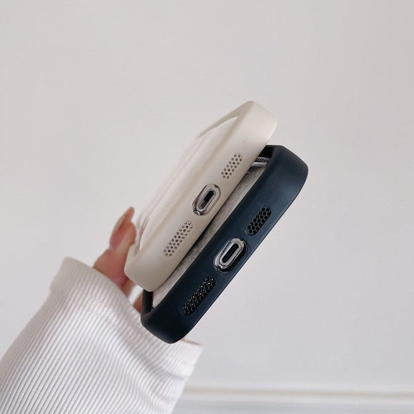 iPhone 15 Pro Fleksibelt Plastik Cover m. Dunjakke Tekstur - Hvid