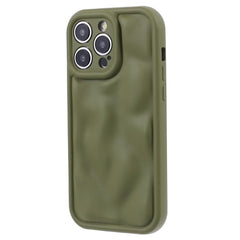 iPhone 15 Pro Fleksibelt Plastik Cover m. Bølget Design V2 - Mat Grøn