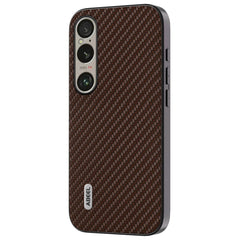 Sony Xperia 1 VI Carbon Fiber Læderbetrukket Cover - Brun