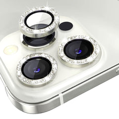 iPhone 13 Pro / 13 Pro Max Kamera Glasbeskyttelse m. Rhinsten - Sølv
