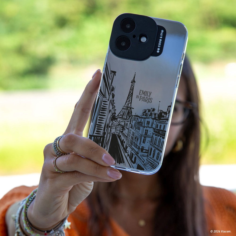 Case&Me - Emily in Paris iPhone 16 Cover - Eiffel Tower