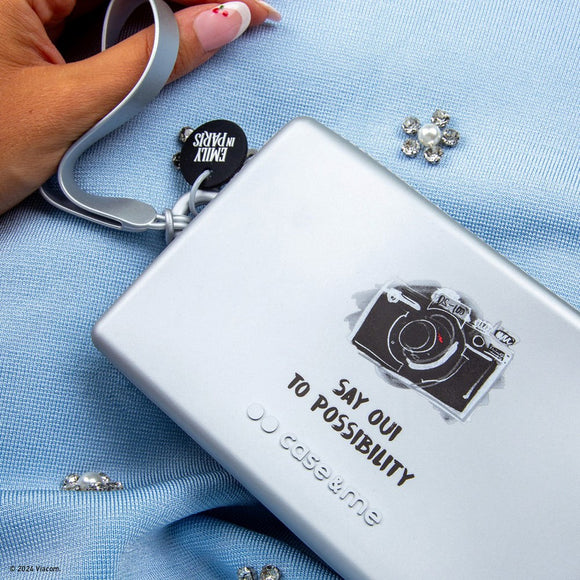 Case&Me - Emily in Paris Silikone Taske - Silver Camera