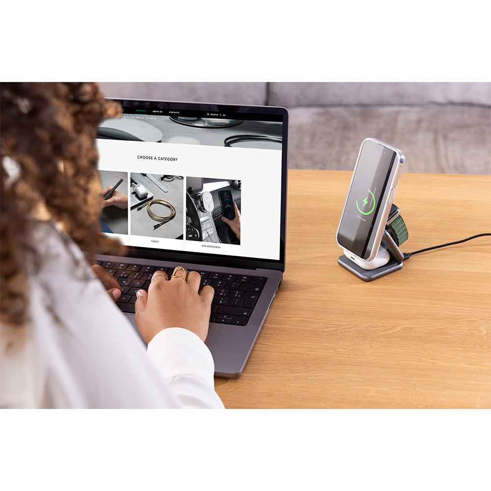 Epico Mag+ Sammenfoldelig 3-i-1 15W Trådløs Oplader m. 25W USB-C Vægoplader & USB-C Kabel - MagSafe Kompatibel - Space Grey