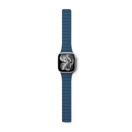 Apple Watch (38/40/SE/41/42) Epico Magnetic+ Silikone Rem - Blå / Sort