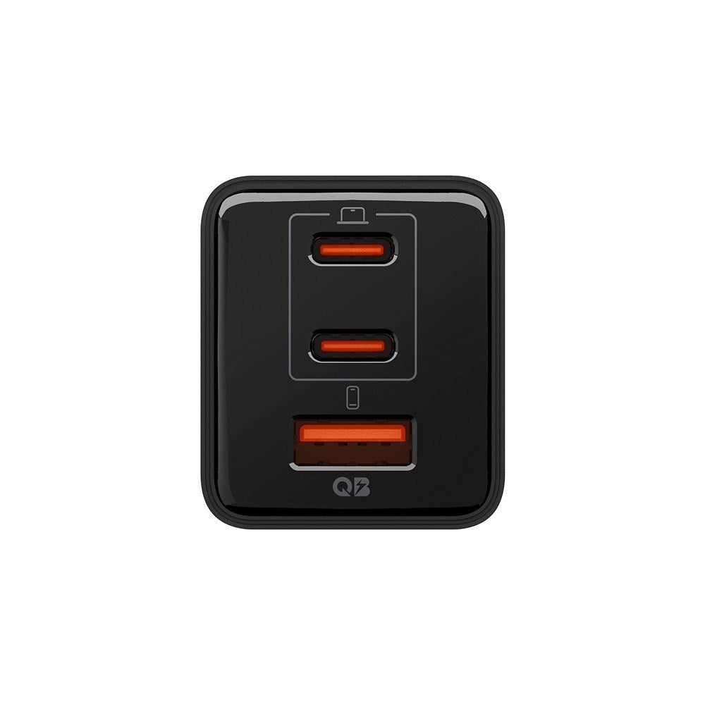 Spigen Essential 47W Vægoplader m. 2 x USB-C & 1 x USB-A - Sort
