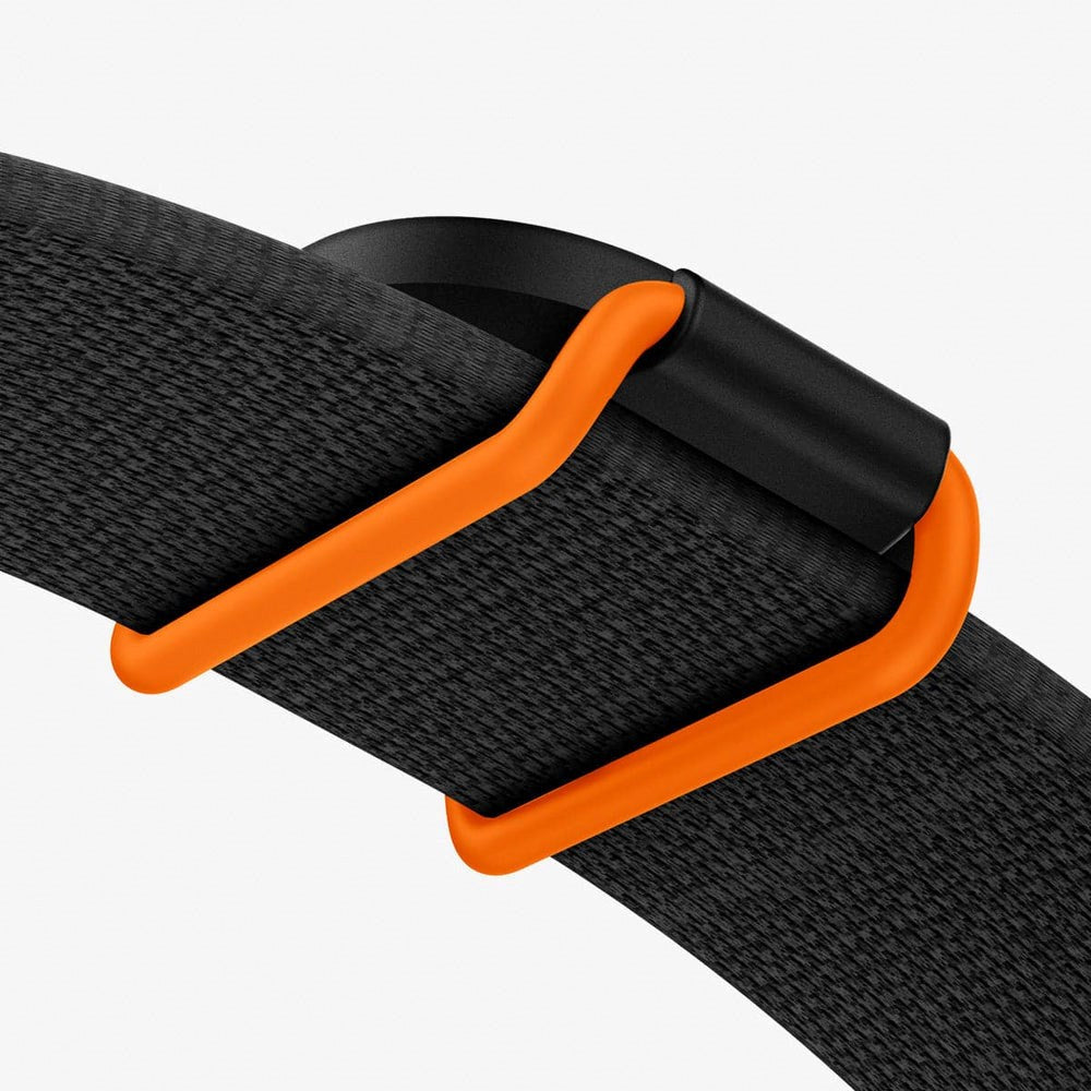 Spigen AirTag 1. & 2. Gen. ComforTag Etui til Kæledyrshalsbånd - Sort