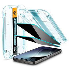 iPhone 15 Pro Spigen EZ Fit Glas.tR Privacy Skærmbeskyttelse - 2 stk. - Case Friendly - Gennemsigtig